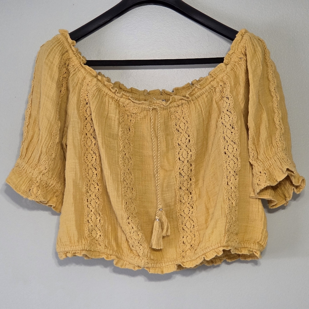 NWT American Eagle XL Mustard Yellow Lace Boho Smocked Crop Top Cottagecore